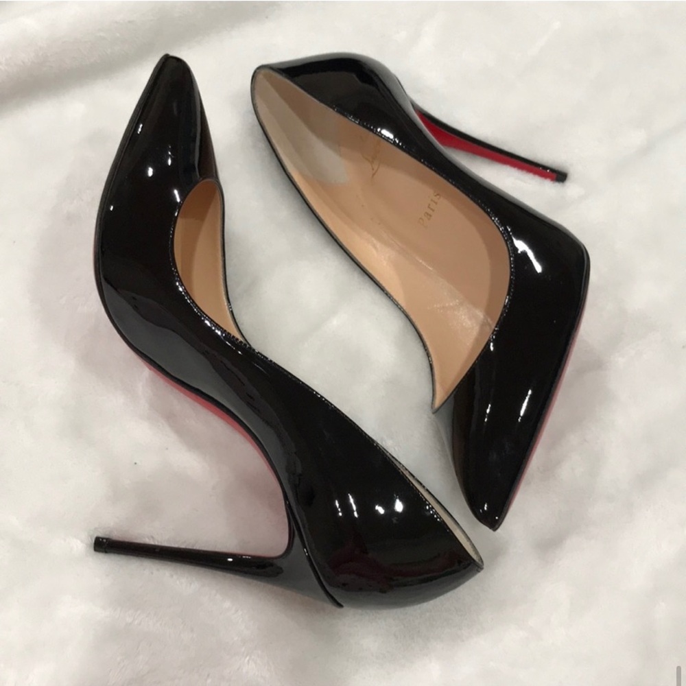 Authentic Christian Louboutin patent leather heels size 39.5